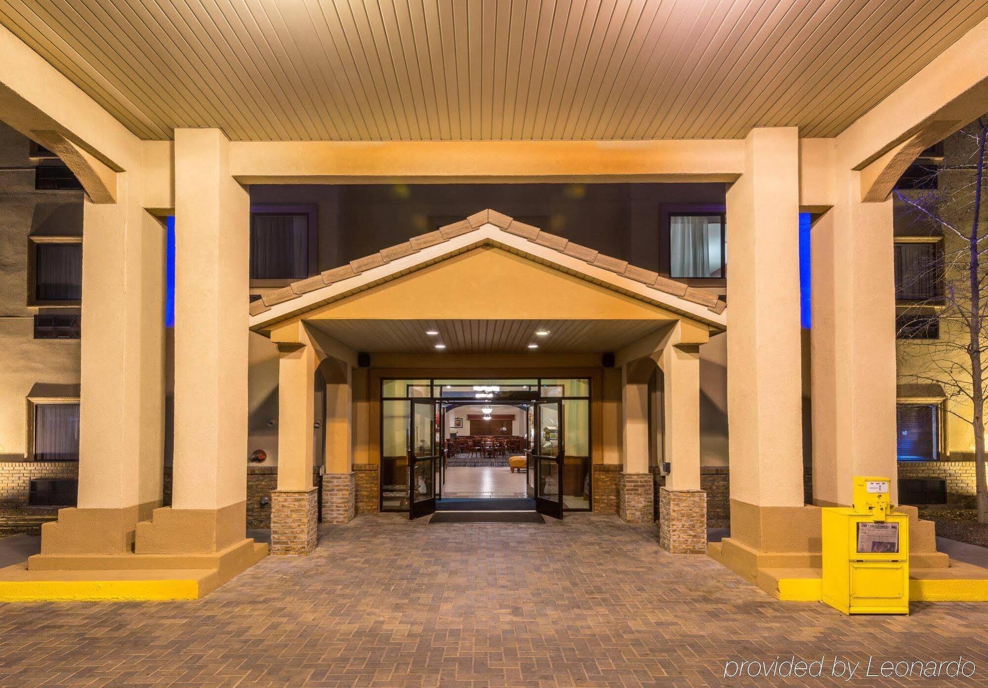 Holiday Inn Express & Suites Alamosa, An Ihg Hotel Exterior photo